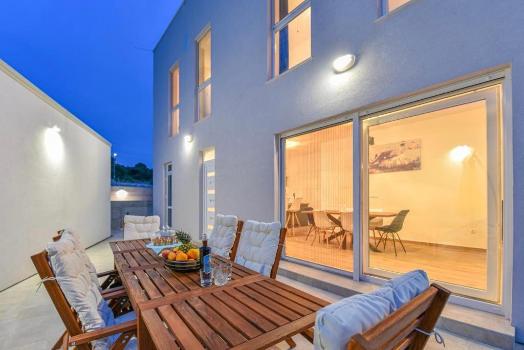 Villa Silente Sukošan Exteriör bild